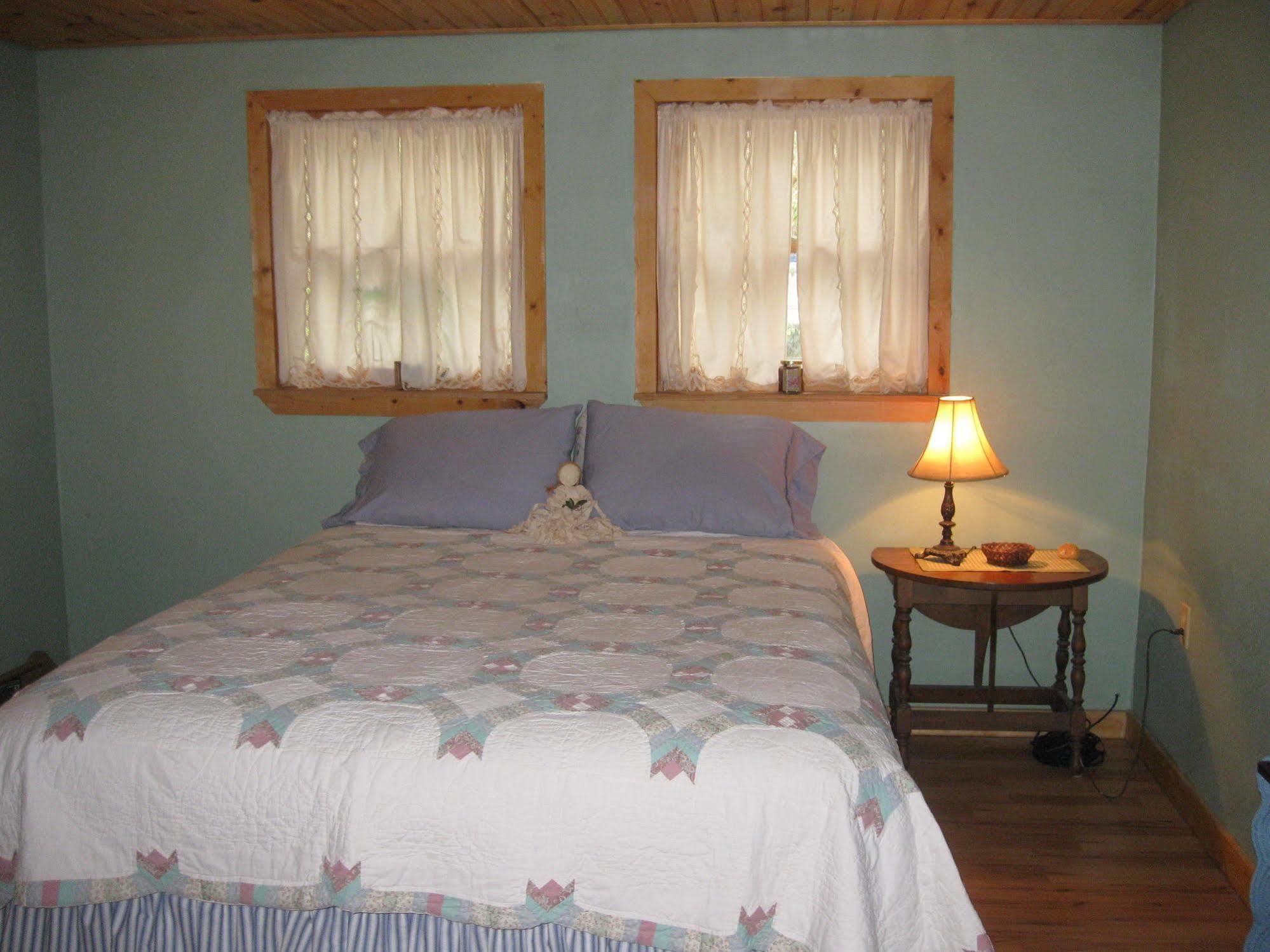 Buffalo Creek Bed And Breakfast Robbinsville Buitenkant foto